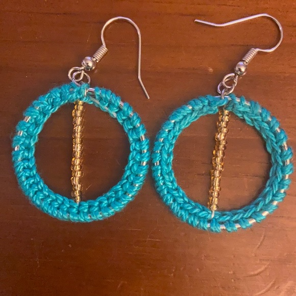 Turquoise Crochet and golden beaded earrings - Picture 1 of 1
